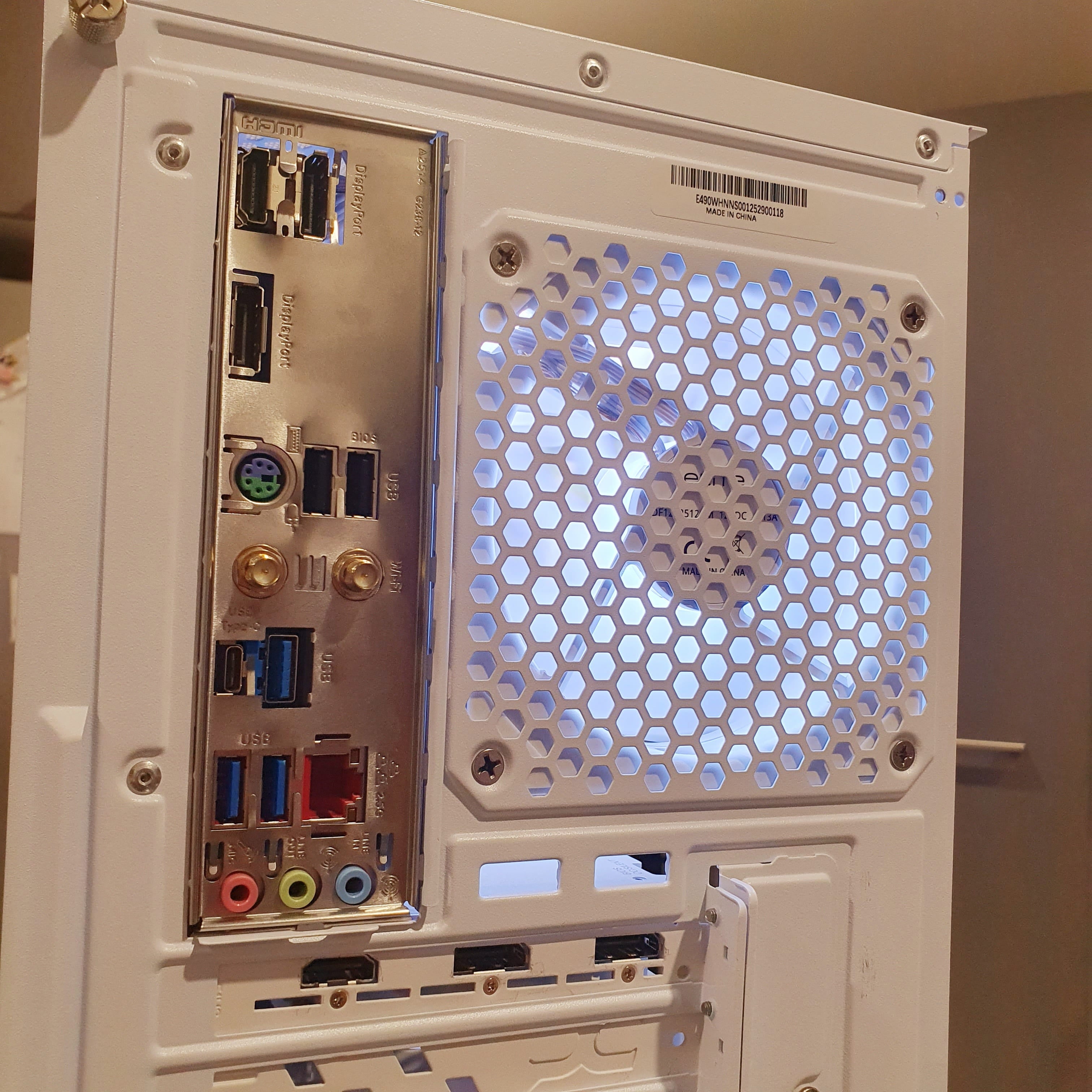 Enthusiast | RX 9060XT | Ryzen 5 7600 | 32GB DDR5 RAM | 2TB NVME SSD