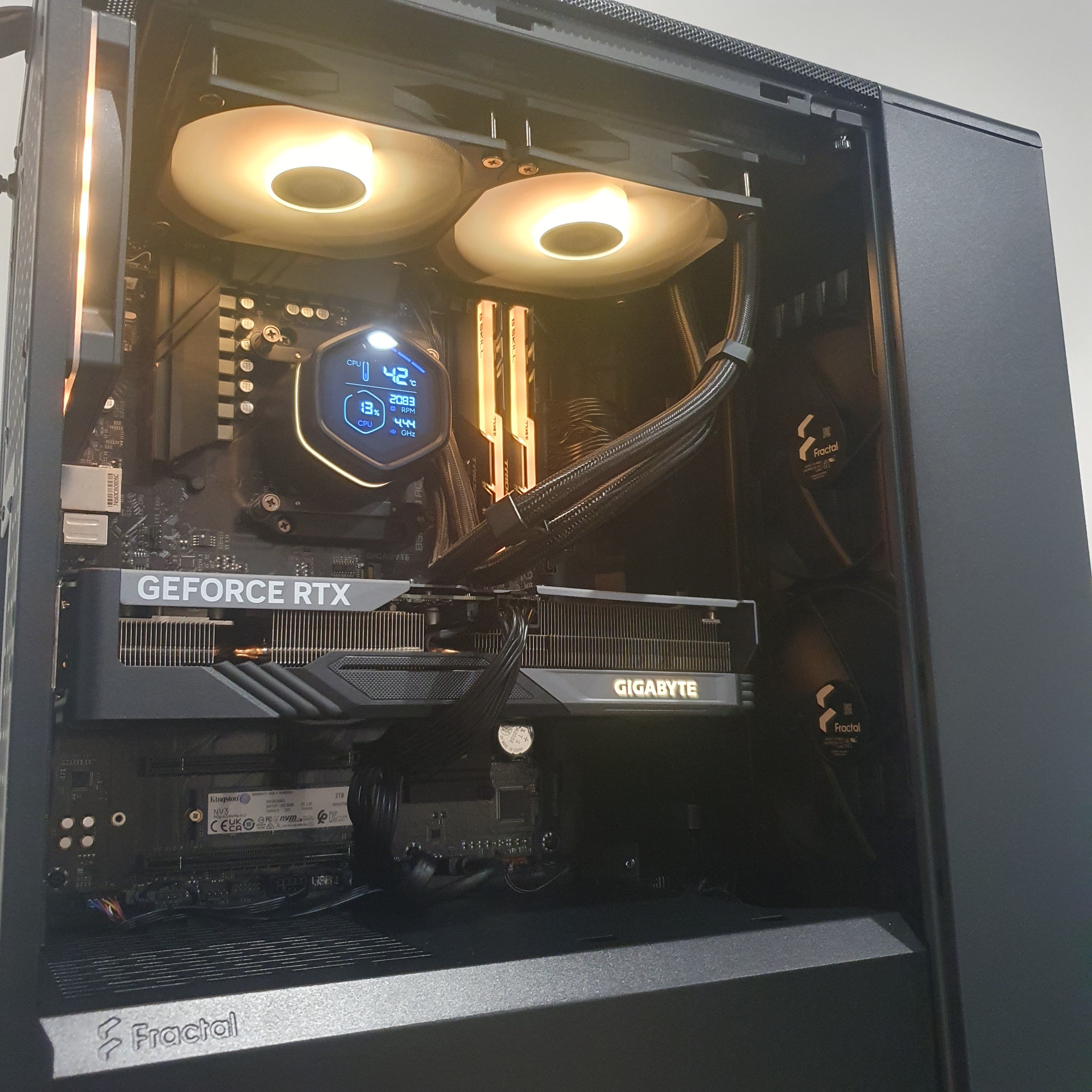 Enthusiast | Ryzen 7 5800X3D | RTX 4060Ti | 32GB RAM | 2TB NVME SSD