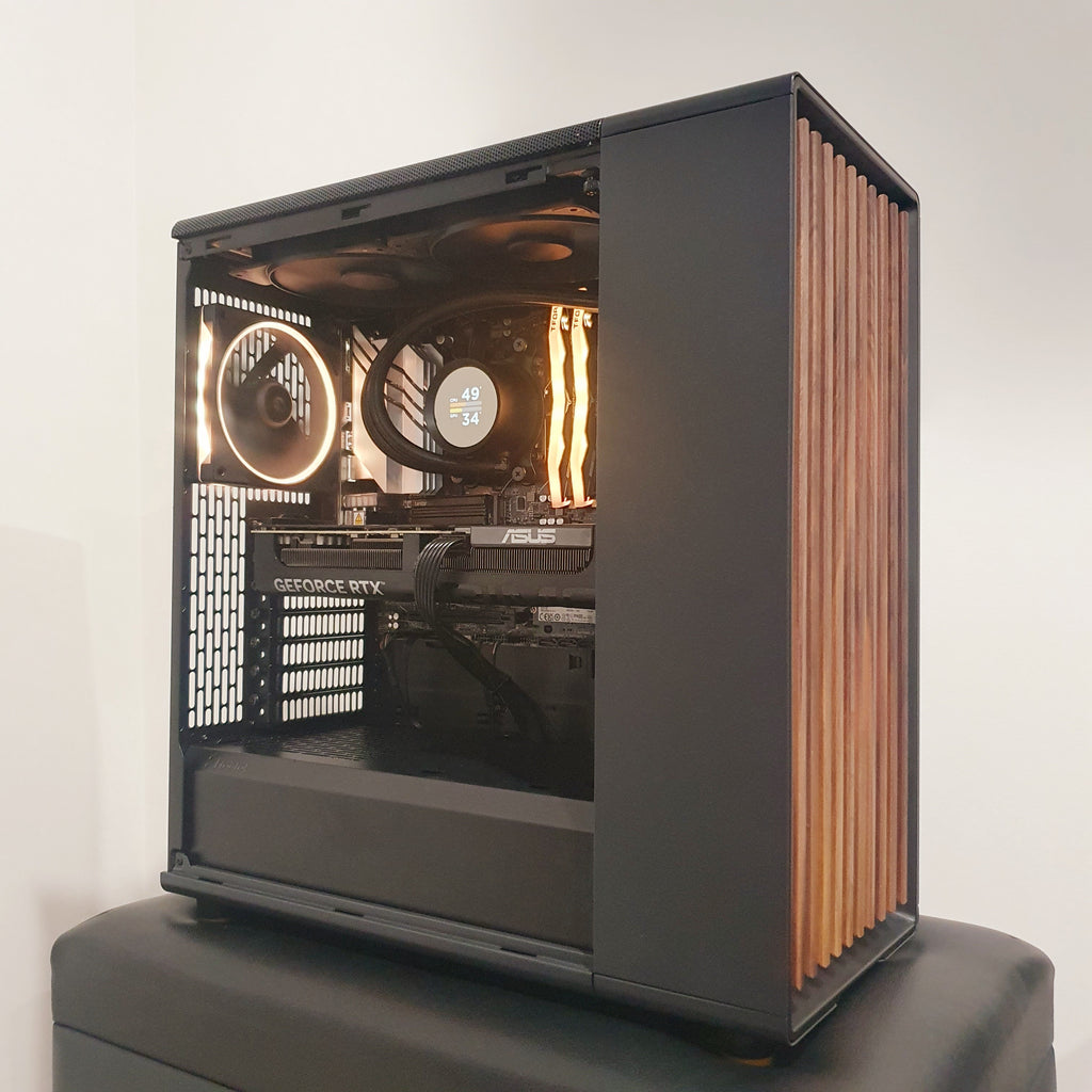 Enthusiast | Ryzen 9 9900X | RTX 5070 | 32GB RAM | 2TB NVME SSD