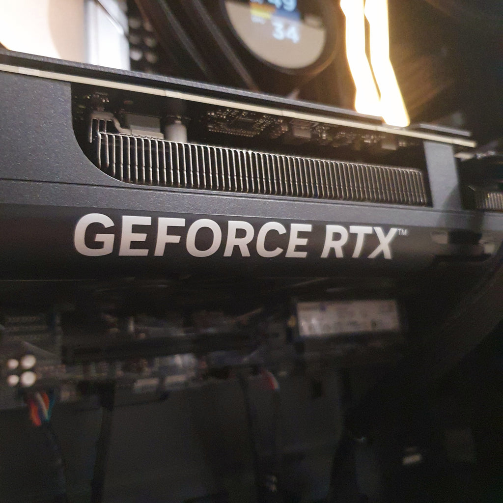Enthusiast | Ryzen 9 9900X | RTX 5070 | 32GB RAM | 2TB NVME SSD