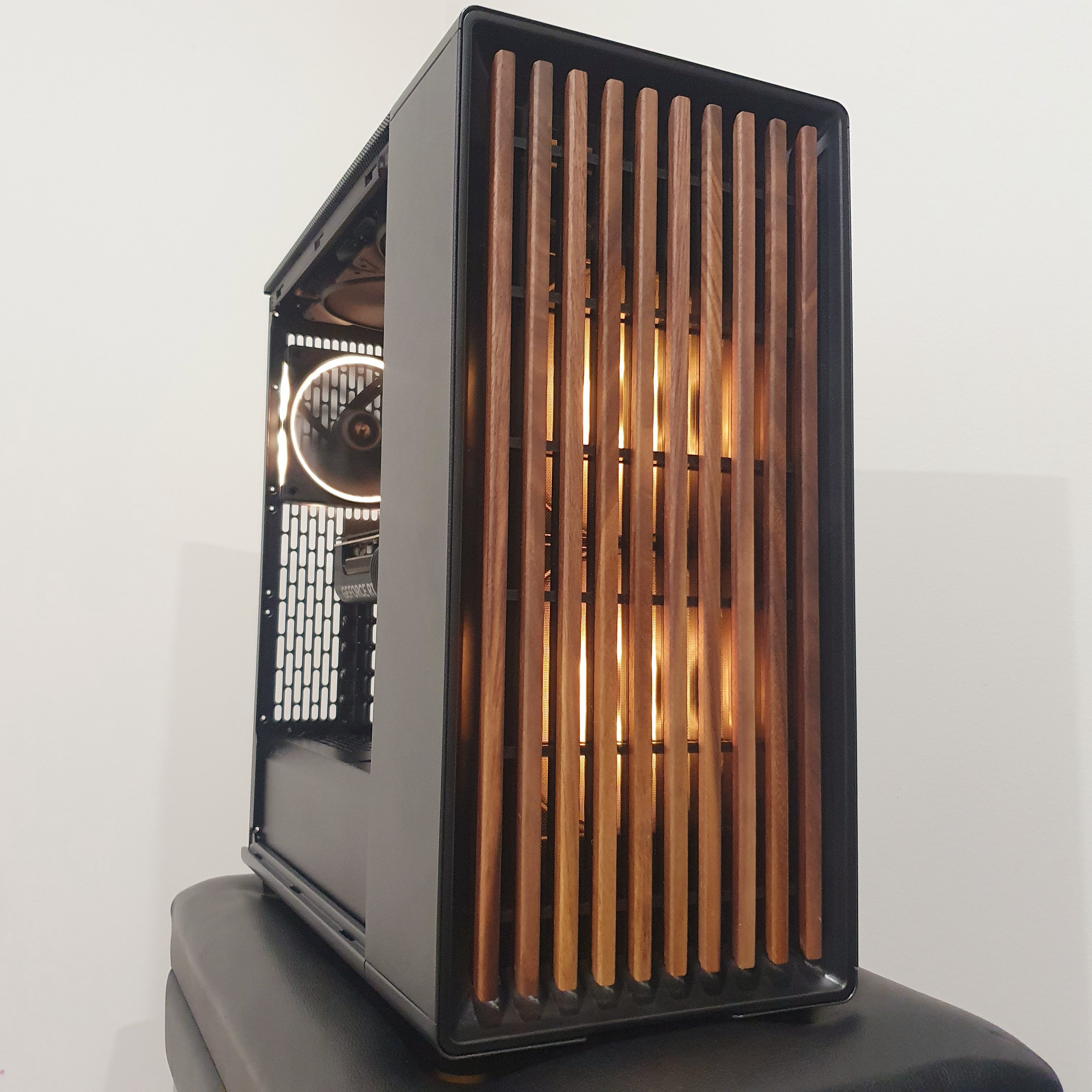 Enthusiast | Ryzen 9 9900X | RTX 5070 | 32GB RAM | 2TB NVME SSD