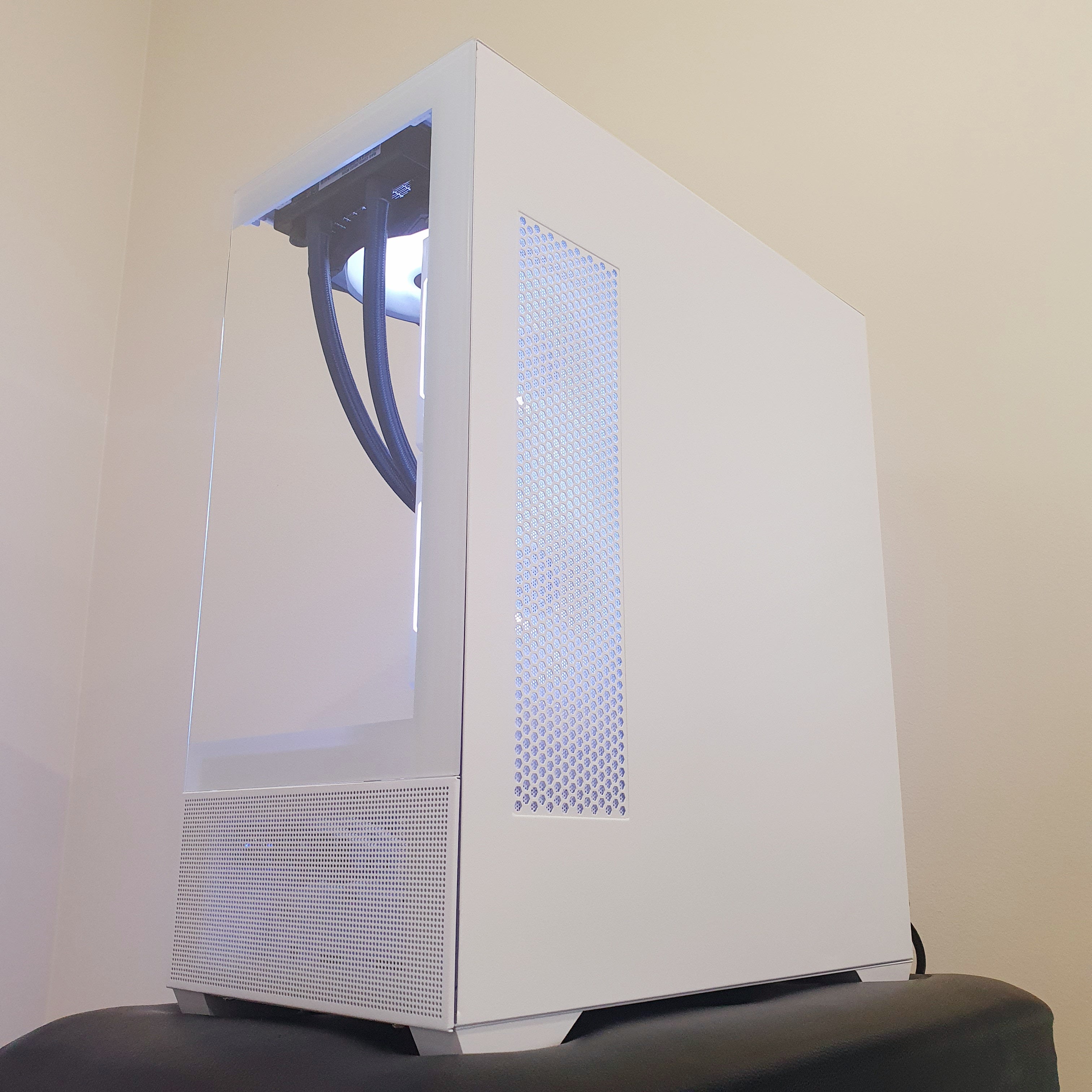 Enthusiast | Ryzen 9 5950X | RX 9060XT | 32GB RAM | 2TB Storage